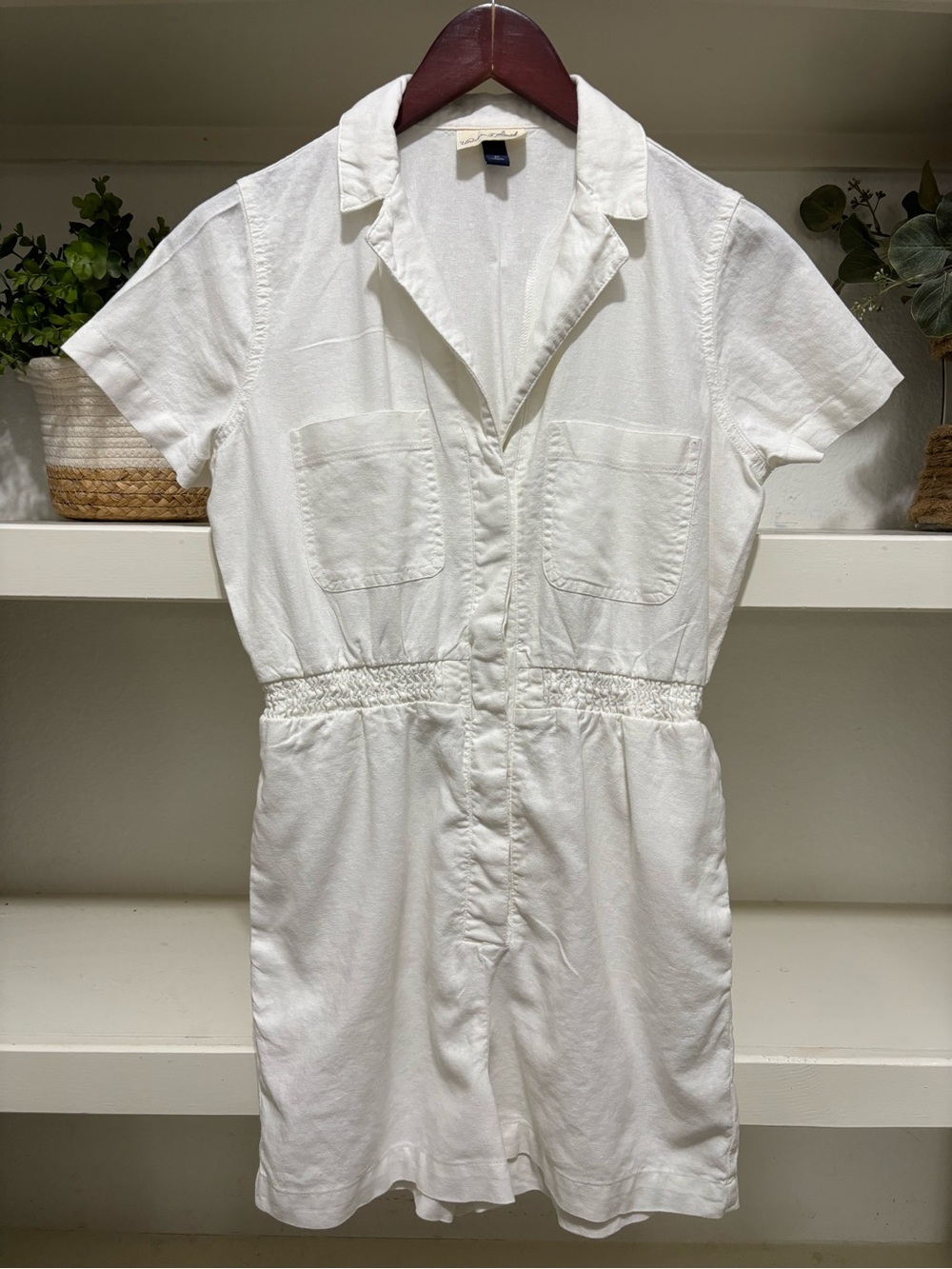 Universal Thread White Short-Sleeve Romper with Collared Neck